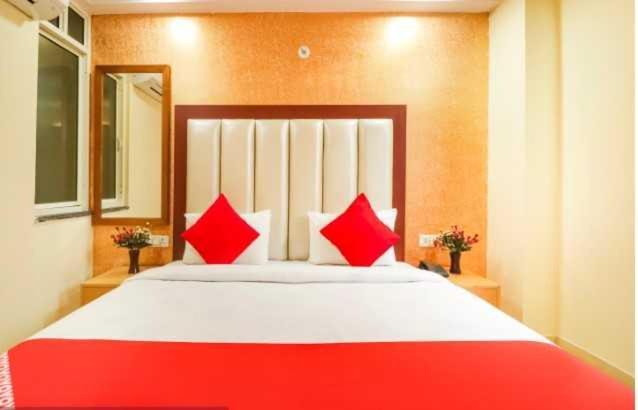 Hotel O Discovery Inn ニューデリー エクステリア 写真
